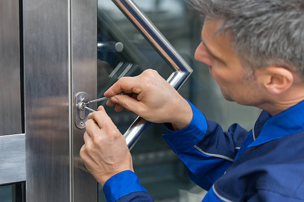 What are the many reasons to call a mobile locksmith company? post thumbnail image