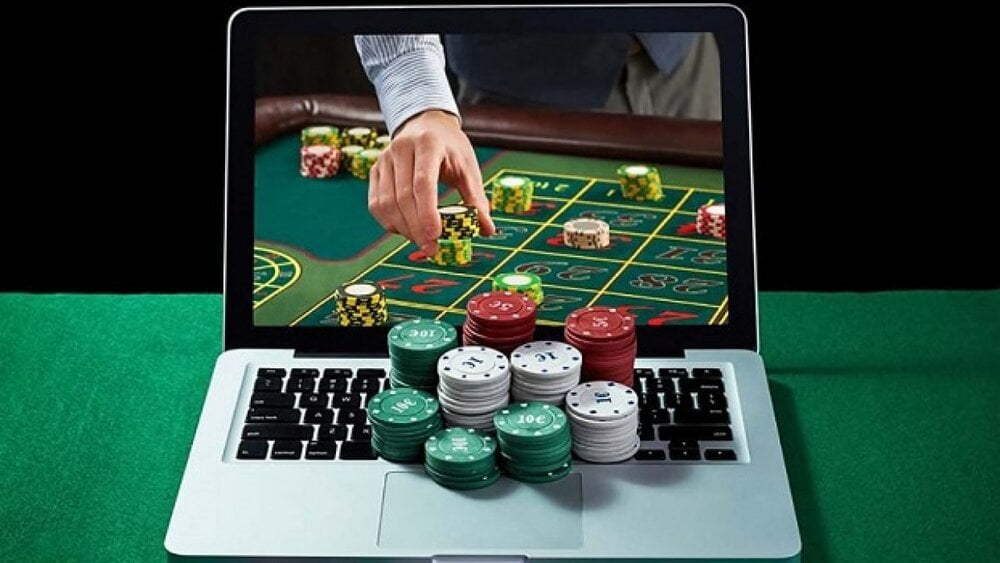 Why online casinos are greater choice compared to land-based casinos? post thumbnail image