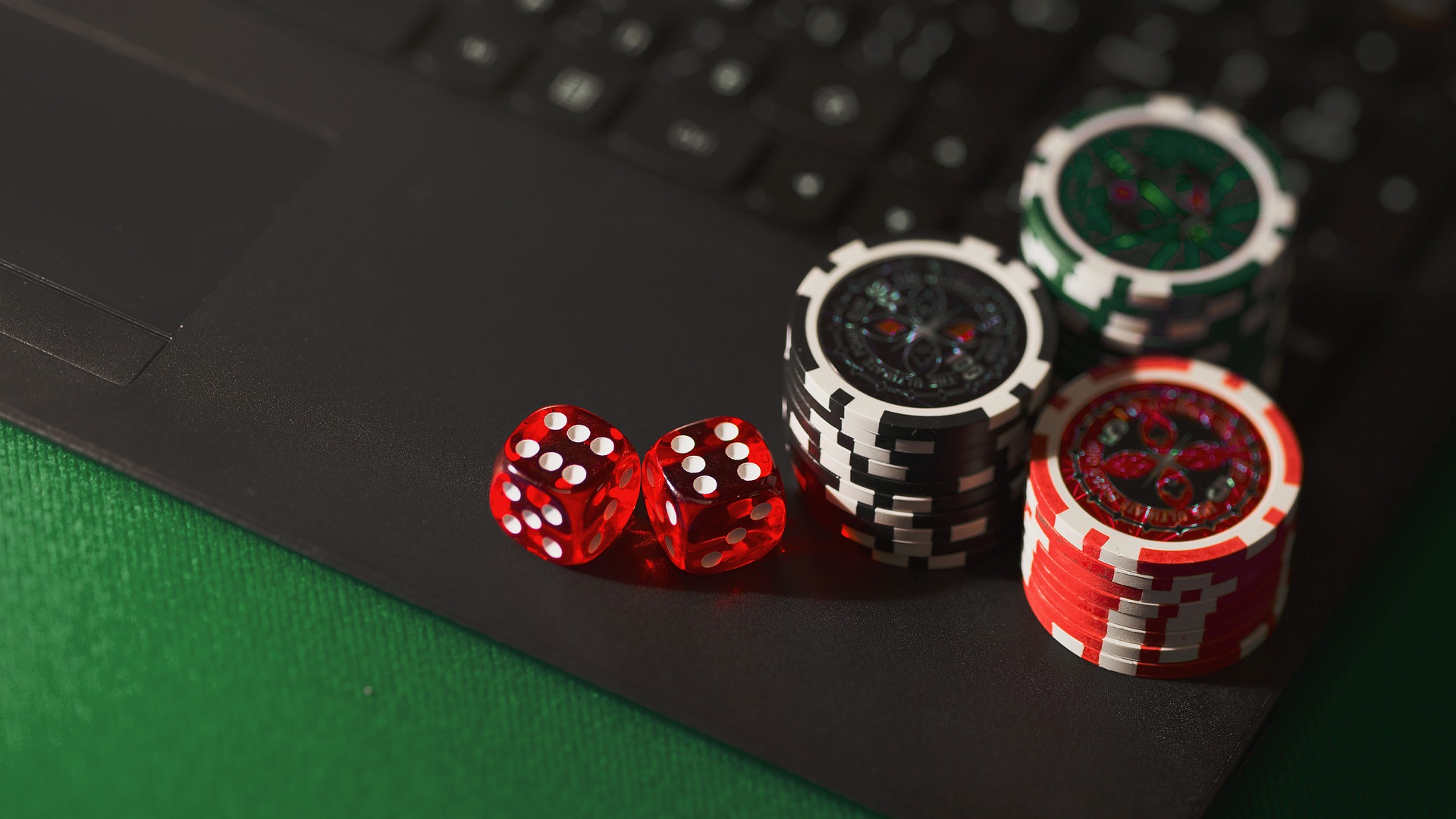 Tips for Choosing the Perfect Online Poker Site post thumbnail image