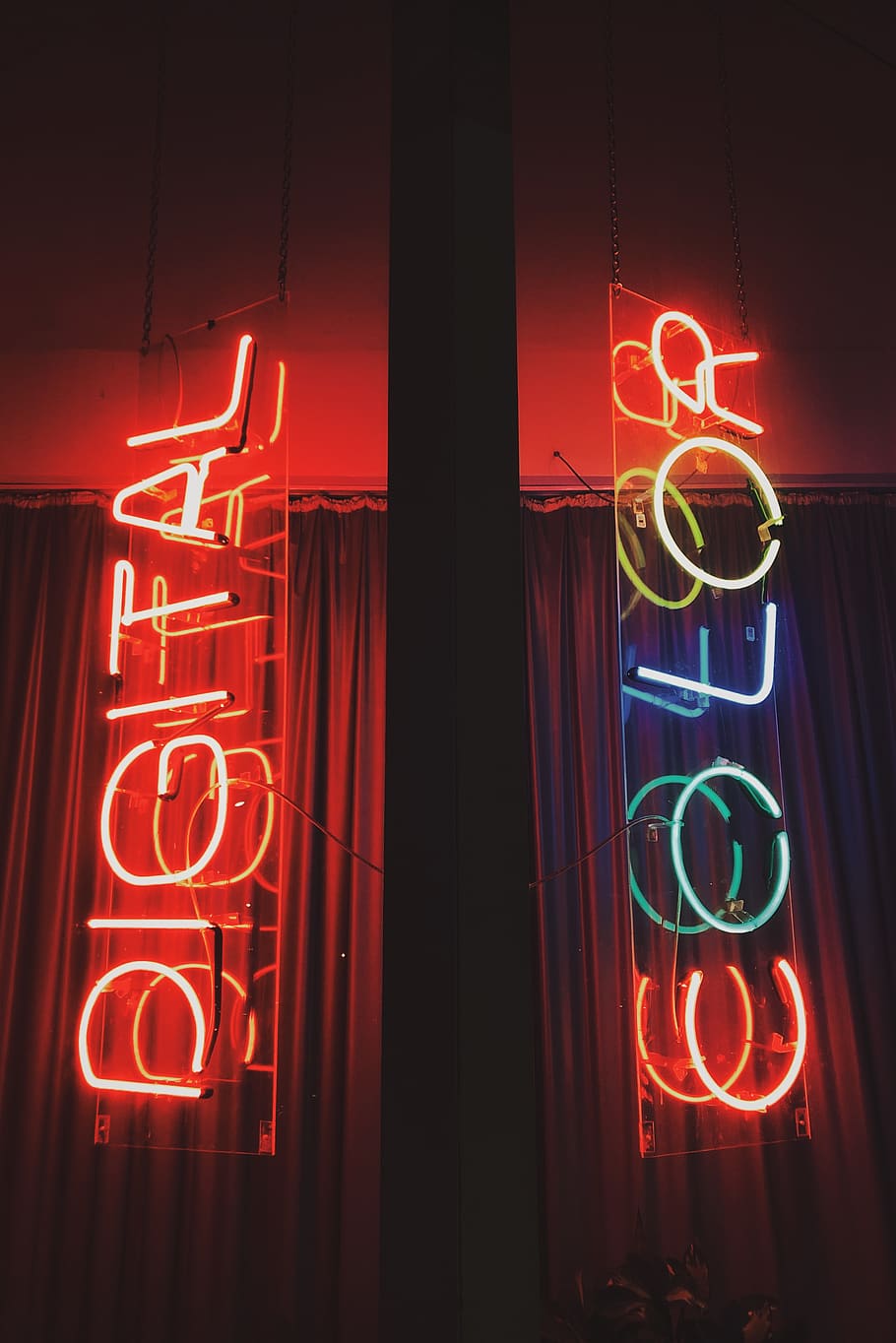 Easily get eye-catching cheap neon signs post thumbnail image
