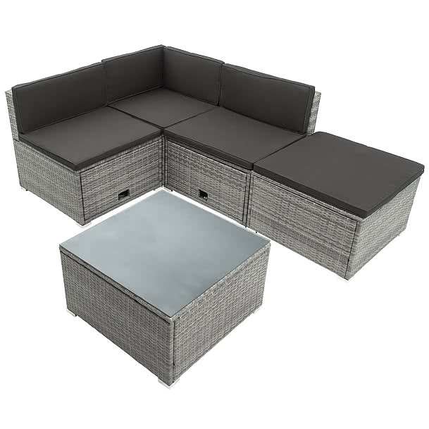 Customers can build the lounge furniture (loungemöbler) of their dreams in this store post thumbnail image