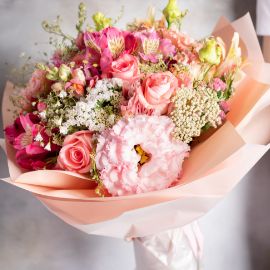 Online Flower Shop: Here’s How You Can Get The Best Deals post thumbnail image