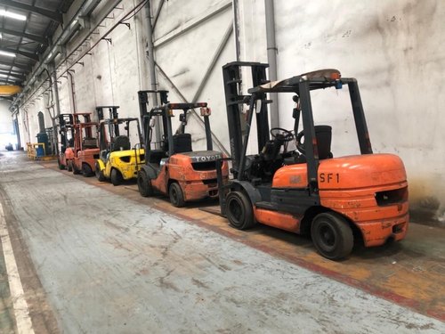 Forklifts: Compact Design for Enhanced Efficiency post thumbnail image