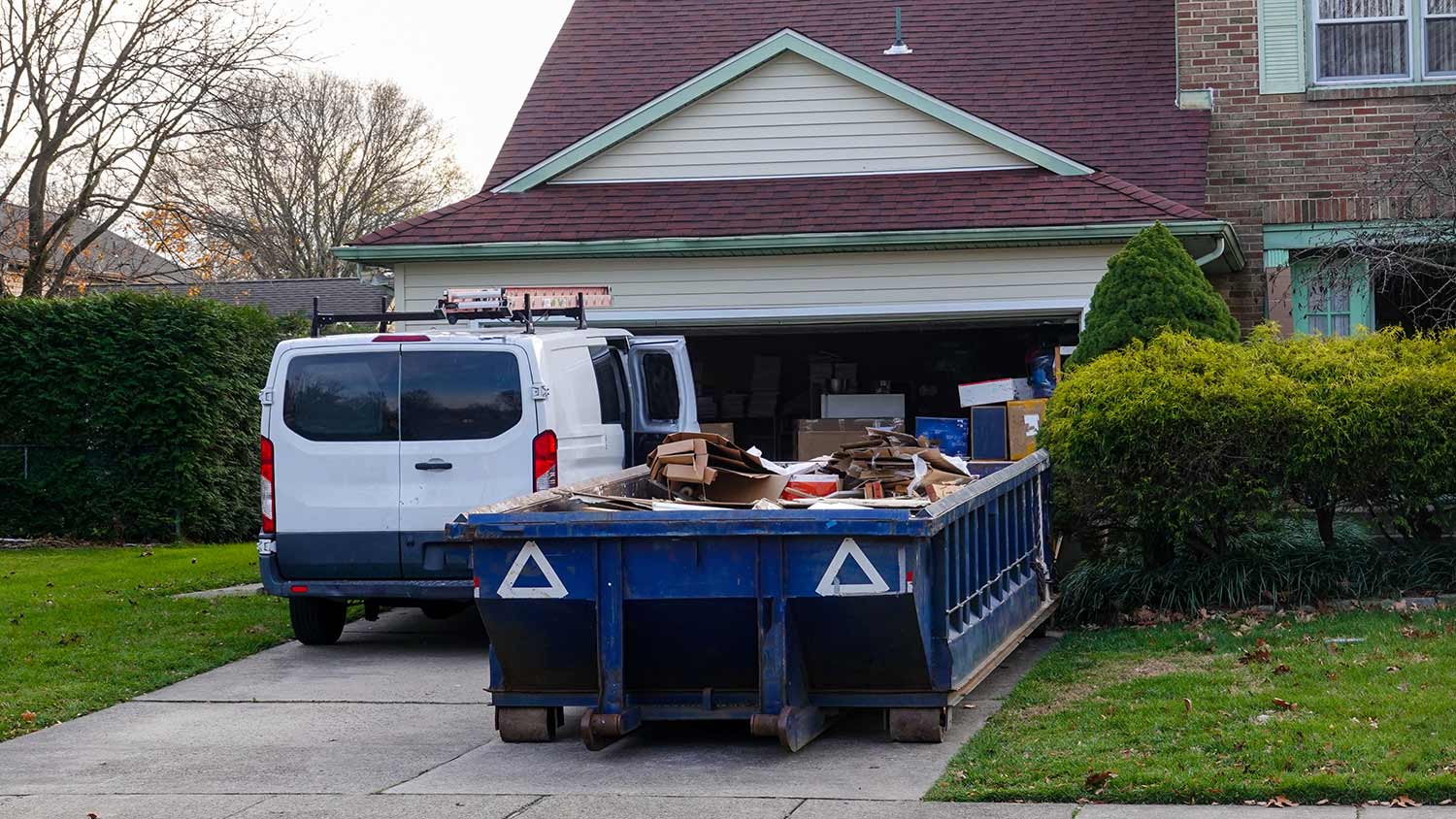 Benefits of Hiring Professional Trash Removal Services post thumbnail image